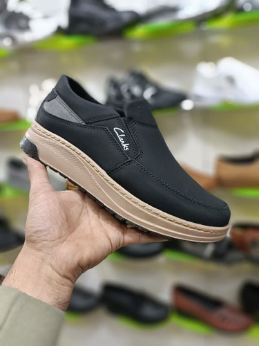 کفش طبی مردانه Clarks رنگ مشکی زیره پیو ، مناسب استفاده روزمره و محیط کار + ارسال رایگان کد 2182