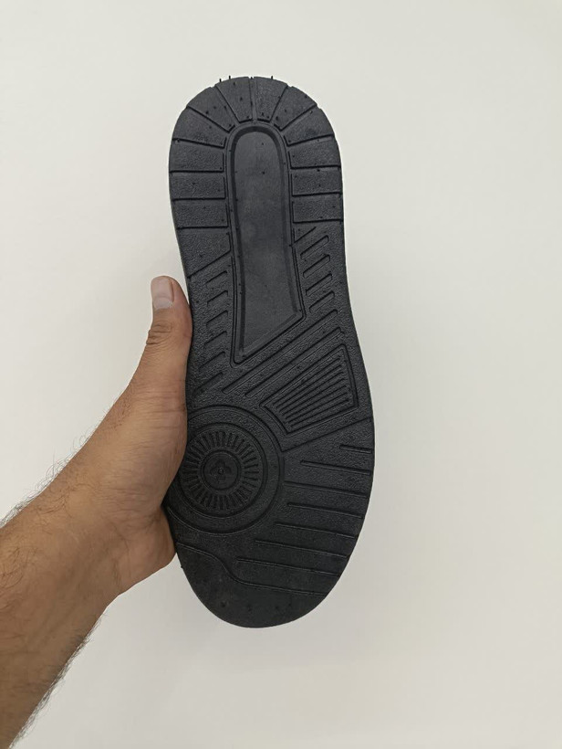 ونس مردانه نیوبالانس سفید و مشکی سایز ۴۱ تا ۴۴ کد 2313